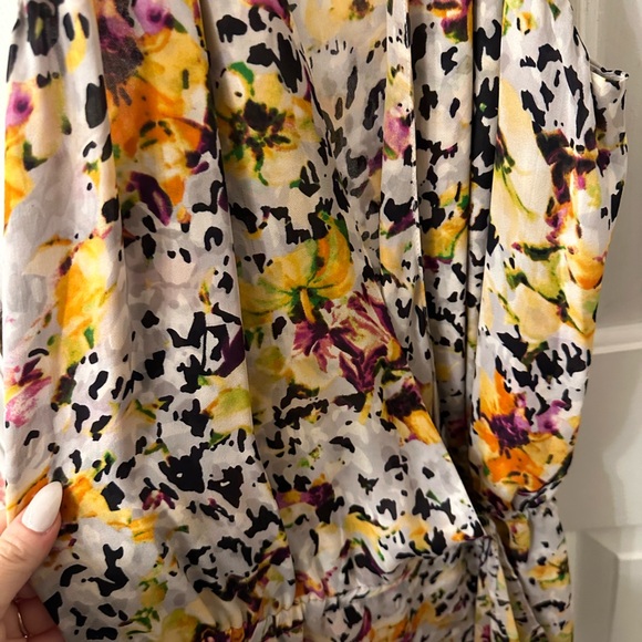 🌼🌸$5,$10,$20 SPRING CLEANING SALE🌸🌼 Parker silk floral and leather dress - Picture 2 of 3